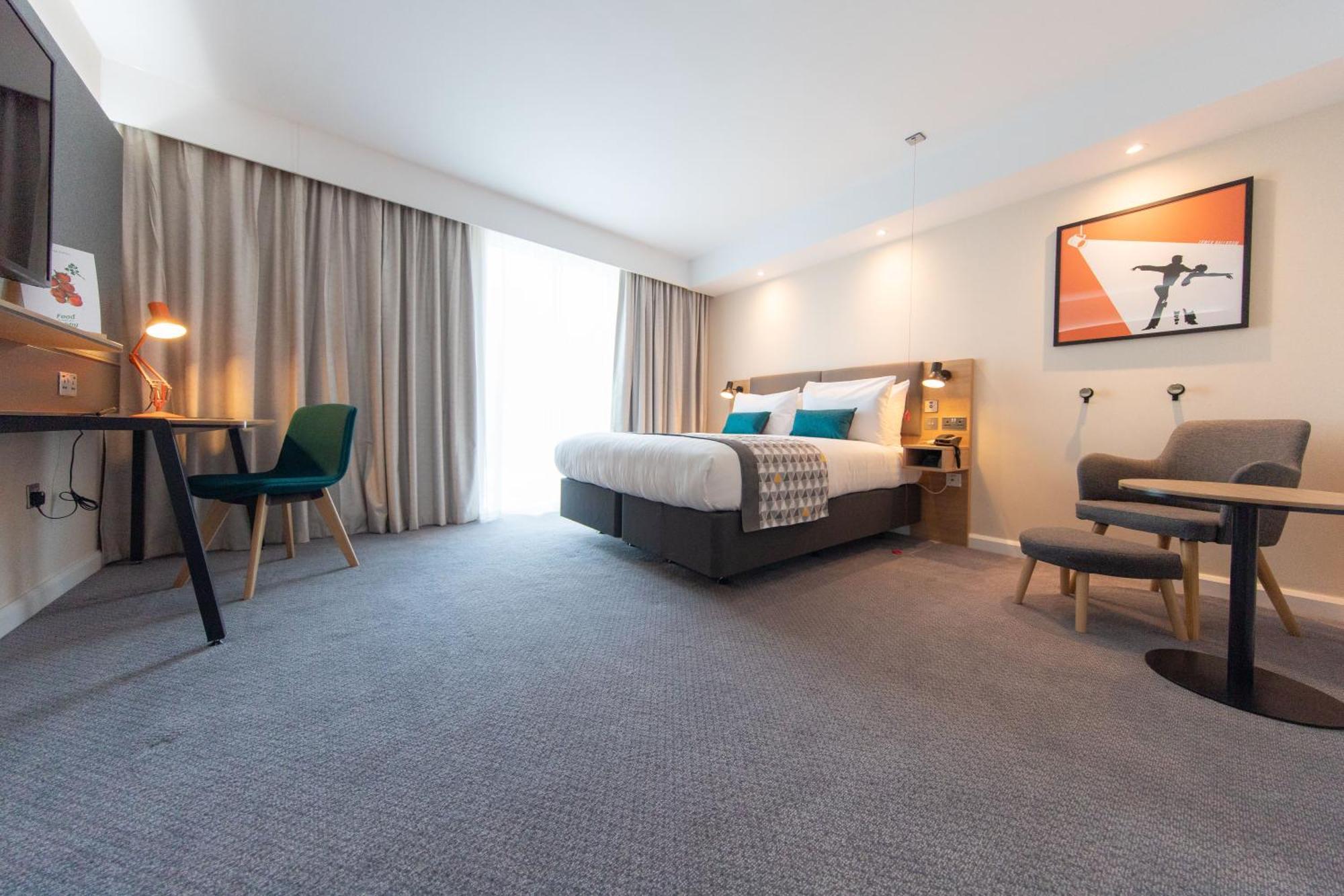 Holiday Inn Blackpool By Ihg エクステリア 写真