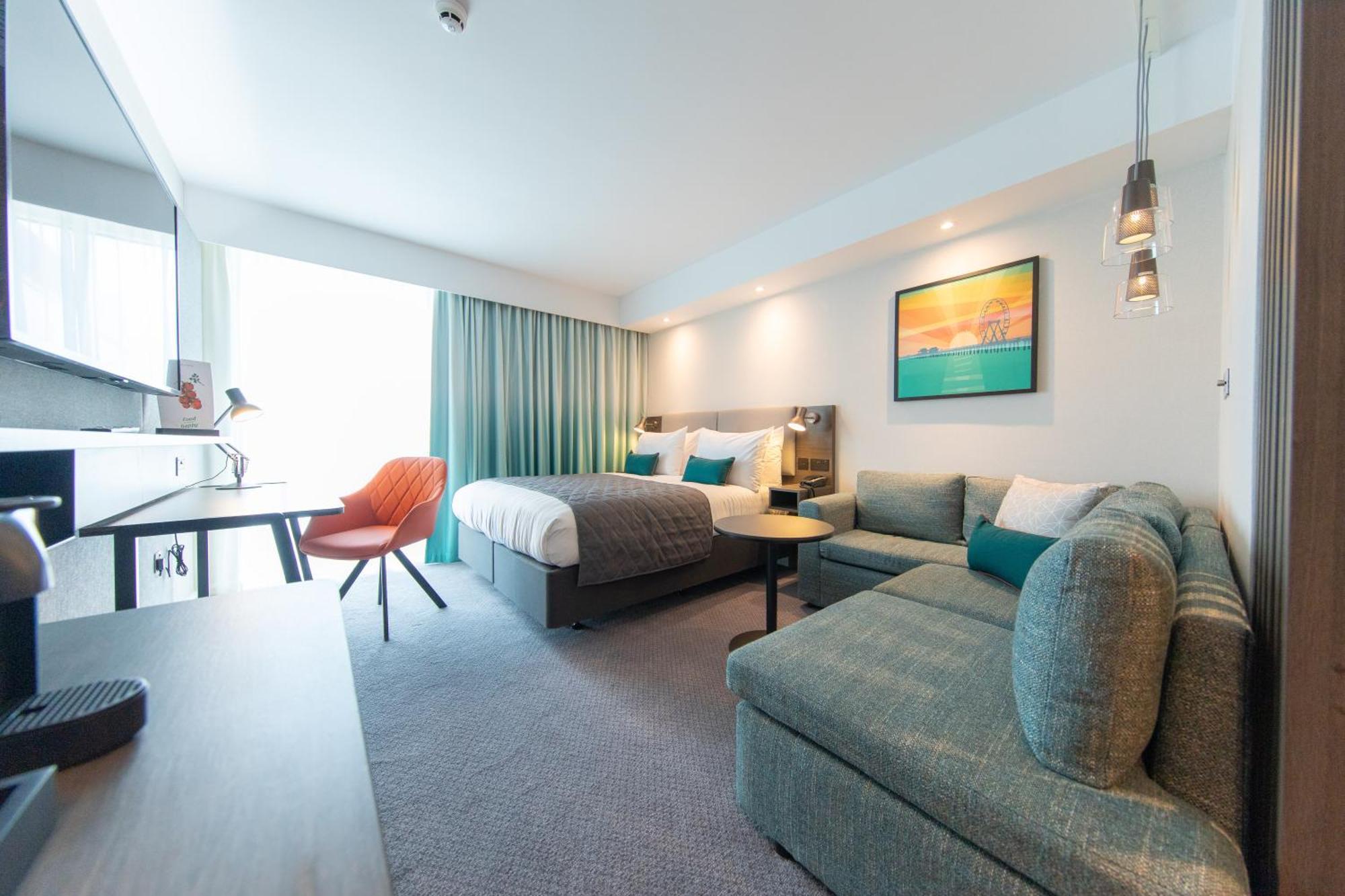 Holiday Inn Blackpool By Ihg エクステリア 写真