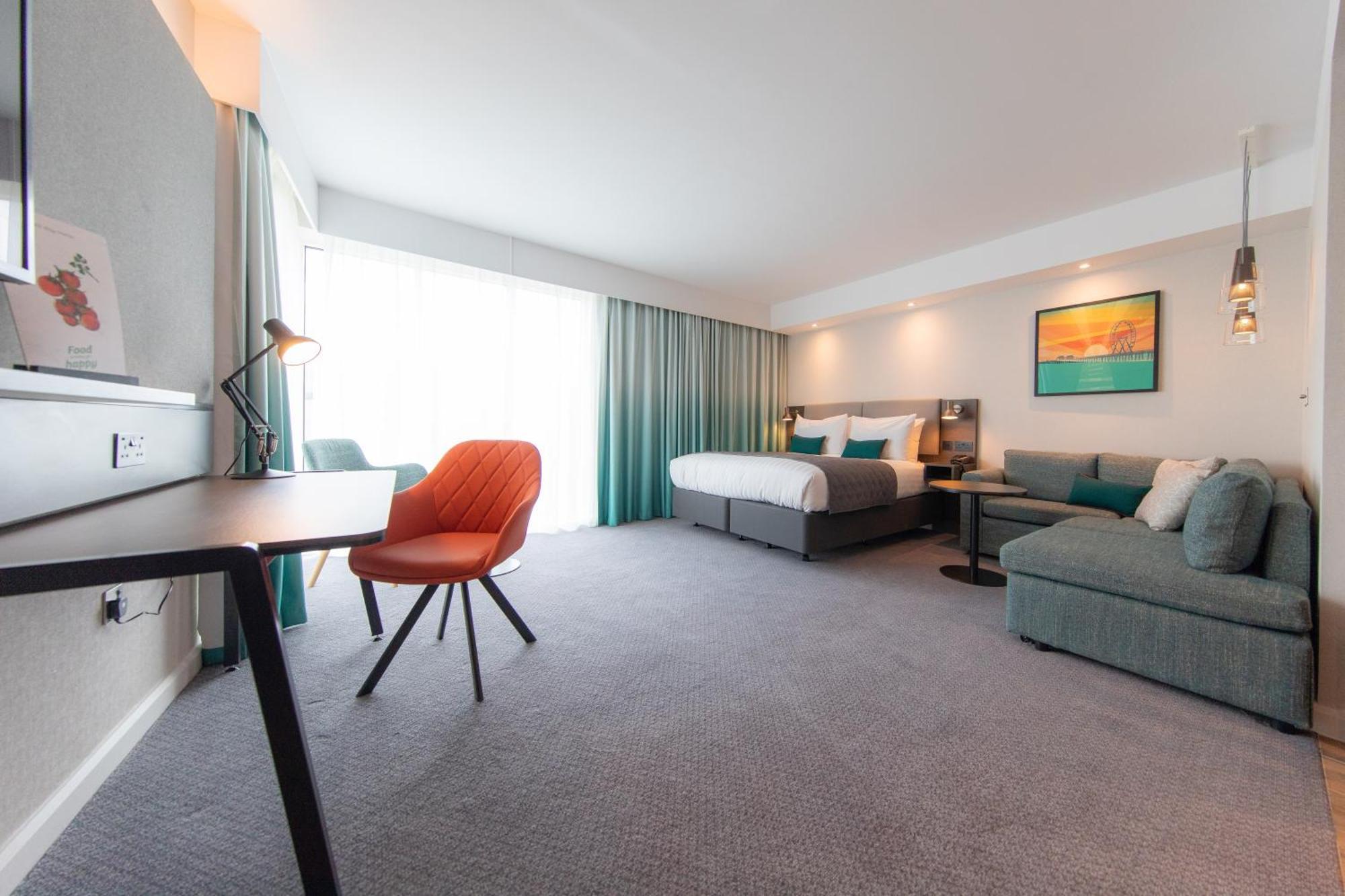 Holiday Inn Blackpool By Ihg エクステリア 写真