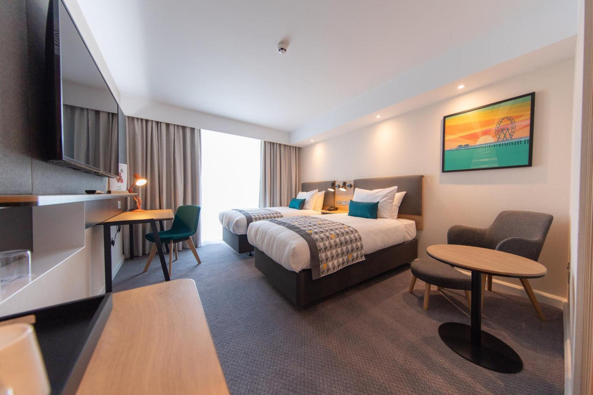 Holiday Inn Blackpool By Ihg エクステリア 写真