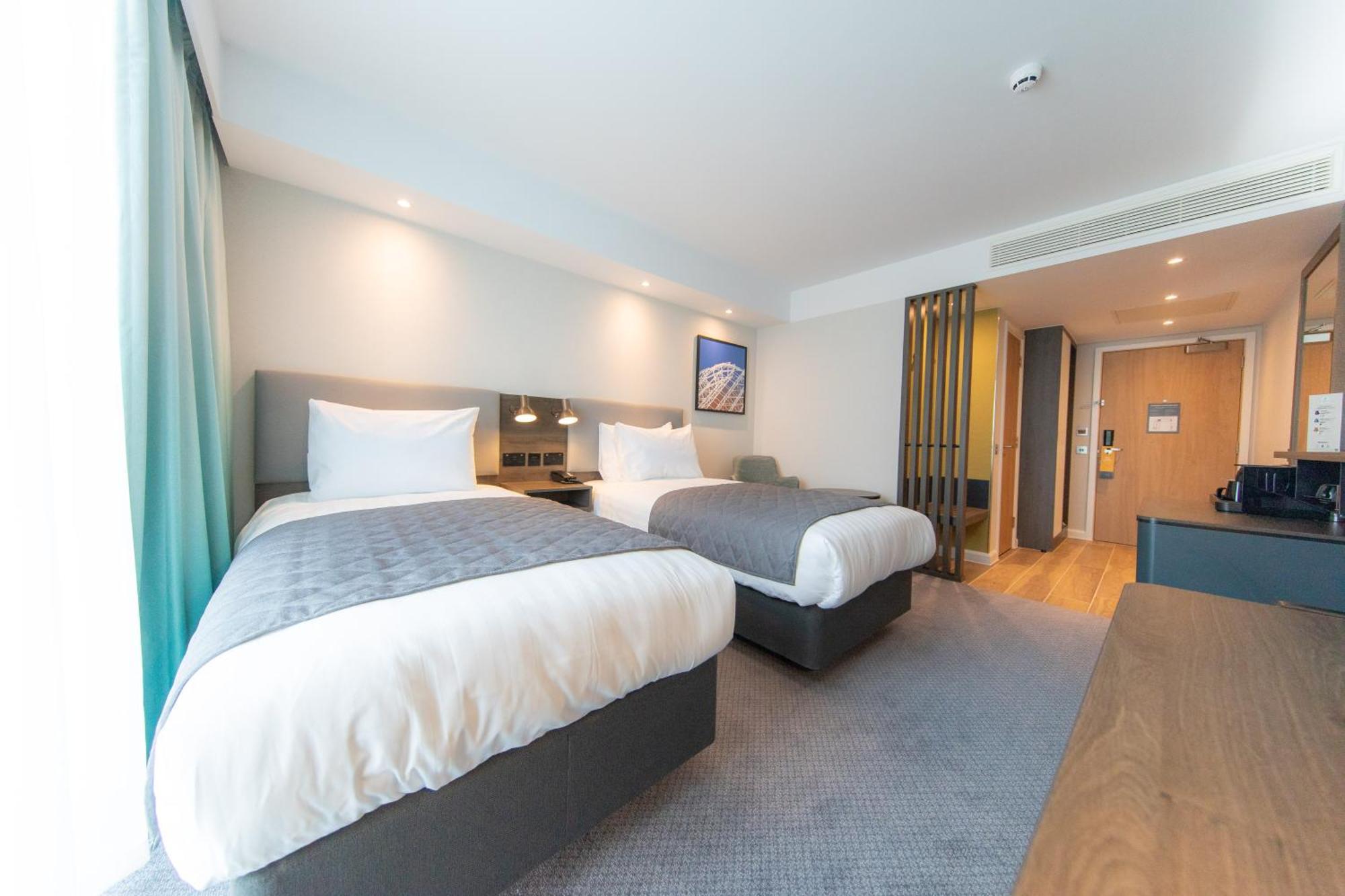 Holiday Inn Blackpool By Ihg エクステリア 写真