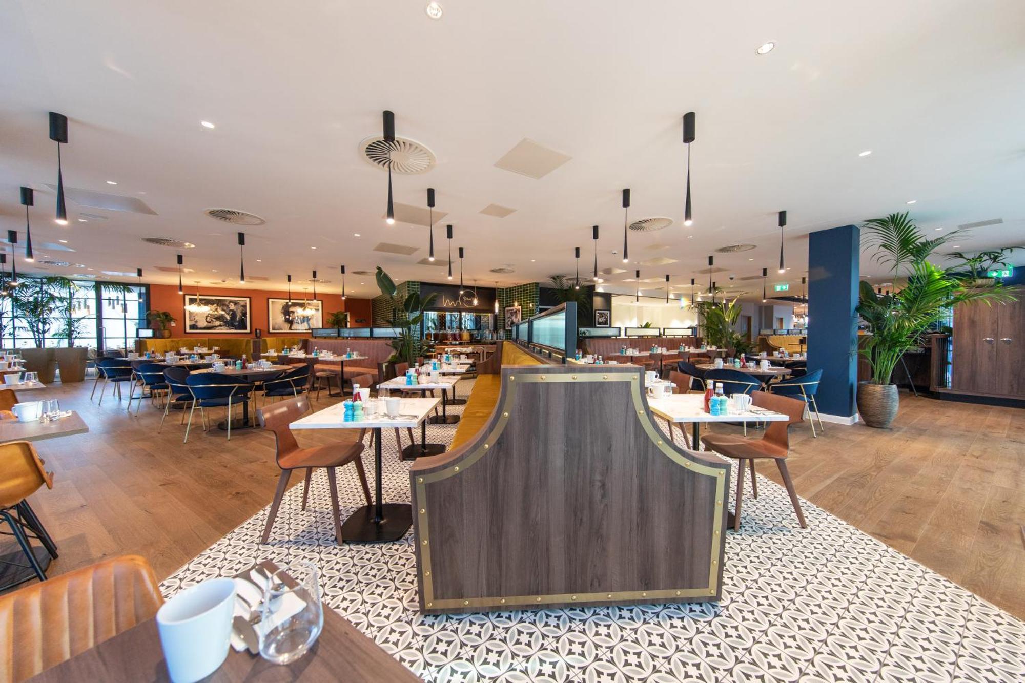 Holiday Inn Blackpool By Ihg エクステリア 写真