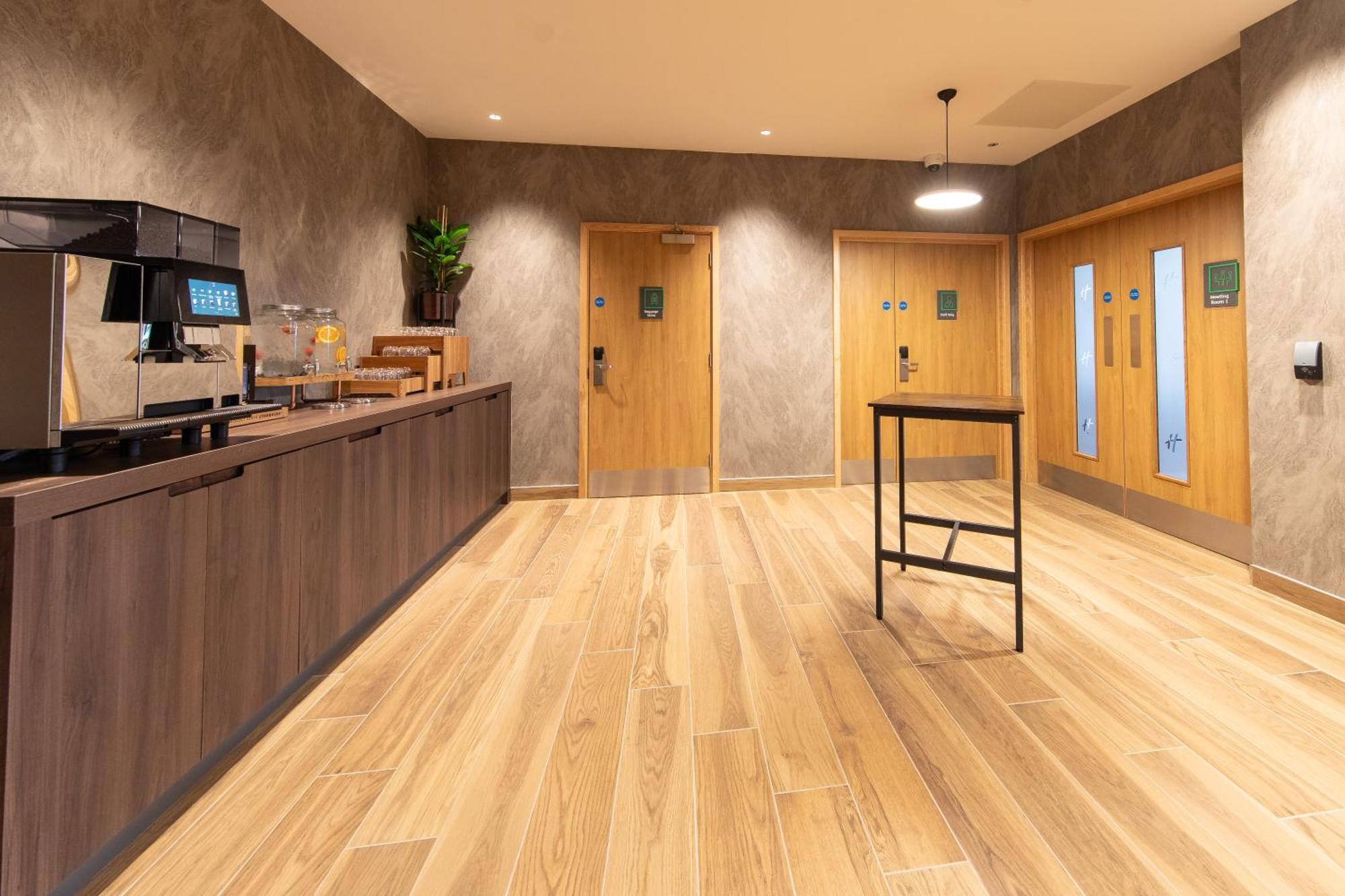 Holiday Inn Blackpool By Ihg エクステリア 写真