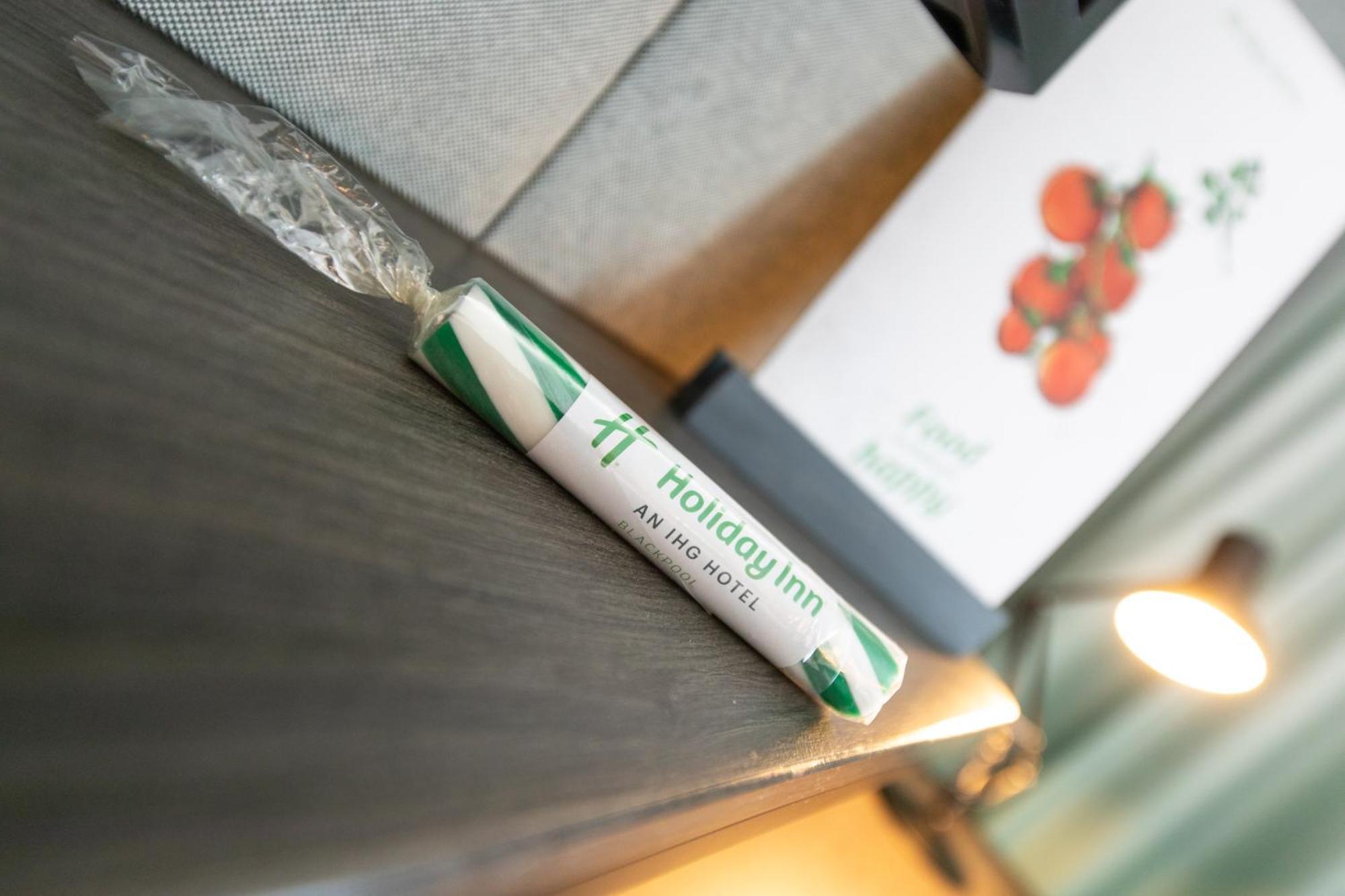 Holiday Inn Blackpool By Ihg エクステリア 写真
